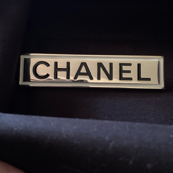 Chanel Brooch - Picture 3 of 4